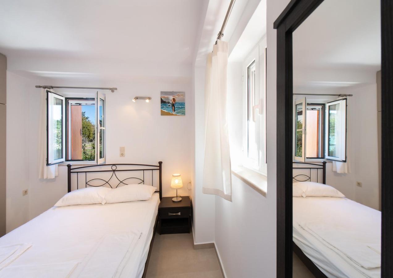 Lefkáda Boursinos Cozy Apartments מראה חיצוני תמונה