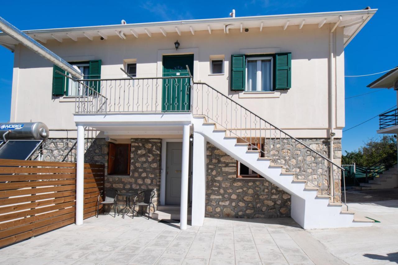 Lefkáda Boursinos Cozy Apartments מראה חיצוני תמונה