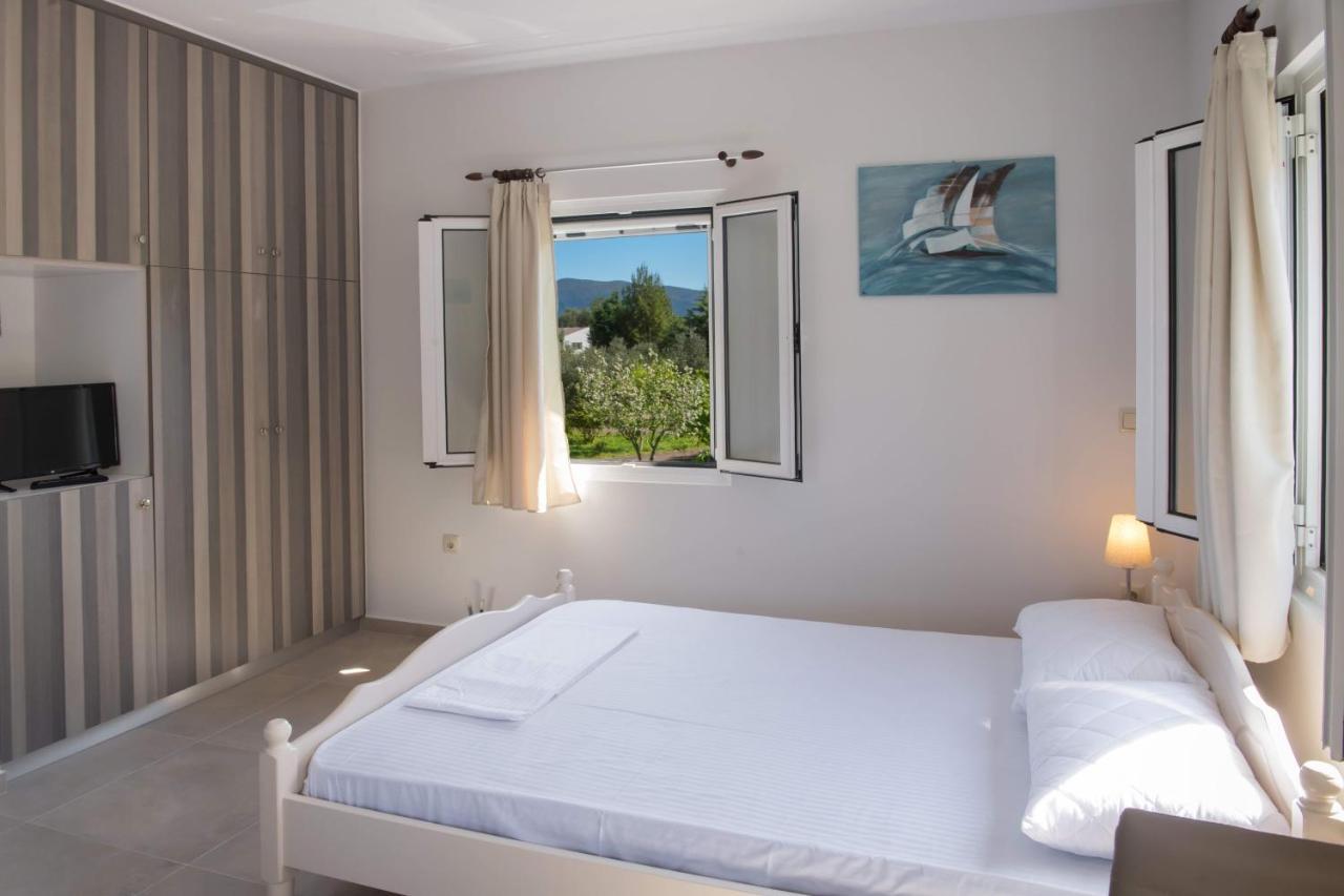 Lefkáda Boursinos Cozy Apartments מראה חיצוני תמונה